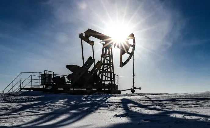 Цена нефти Brent поднялась до $70 впервые с 26 сентября 2025 года