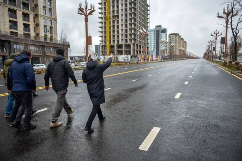 В Бишкеке начали строить подземки и остановки на проспекте Ч.Айтматова