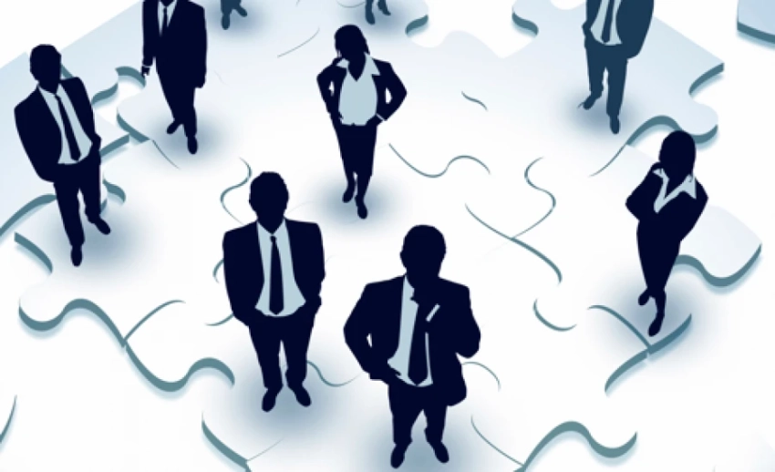 Бывшим сотрудникам ЕЭК и экс-чиновникам хотят упростить возвращение на госслужбу