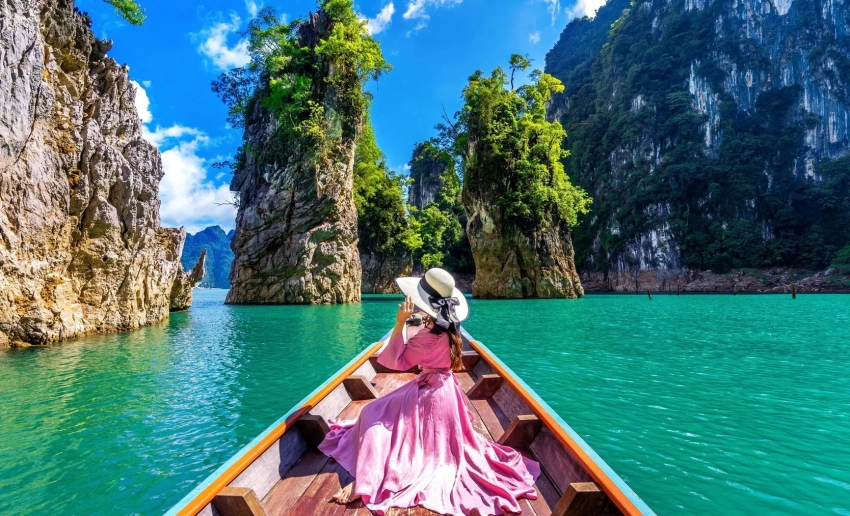 Назван объем расходов кыргызстанцев на отдых за рубежом