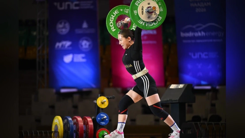 В Монголии проходил Национальный чемпионат по тяжелой атлетике