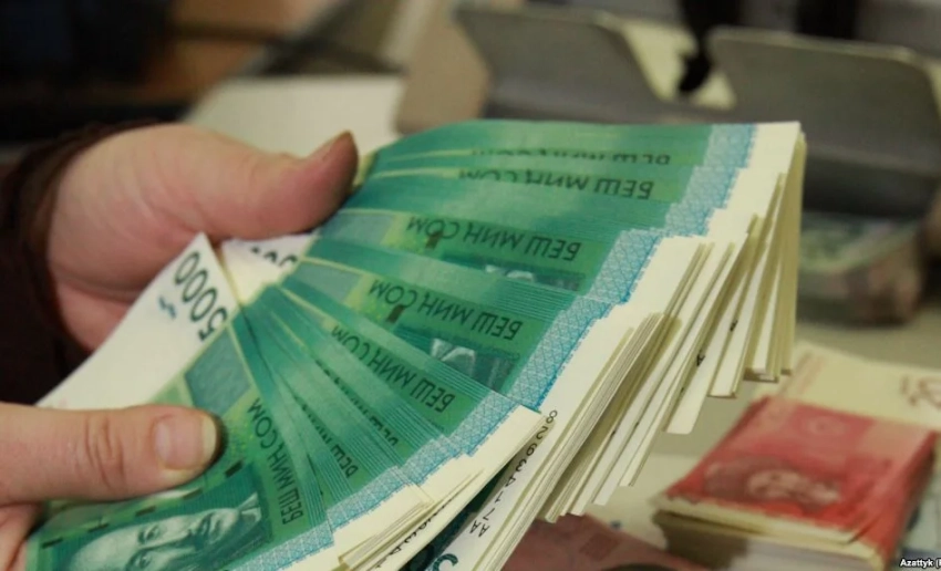 В Кыргызстане почти 1 млн сомов взыскали с неплательщика алиментов