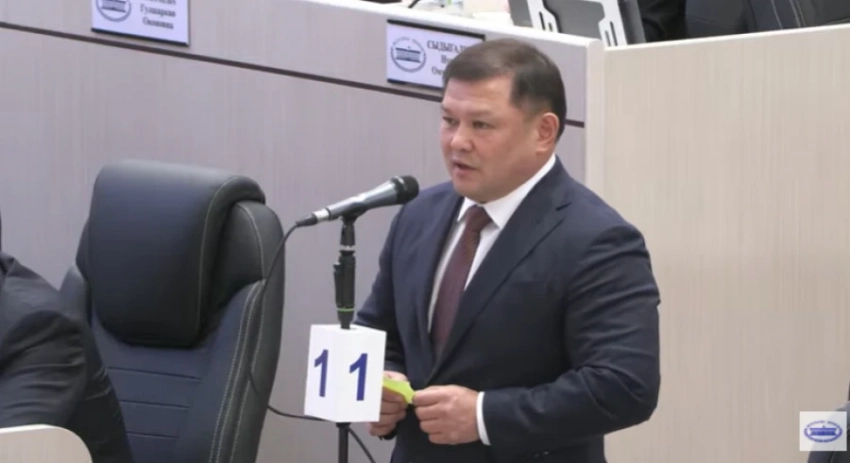 Спикера Жогорку Кенеша просят решить проблему экспорта товаров в Россию