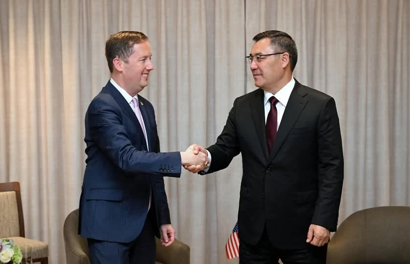 США направили спецпосланника: Серджио Гор прибудет в Бишкек