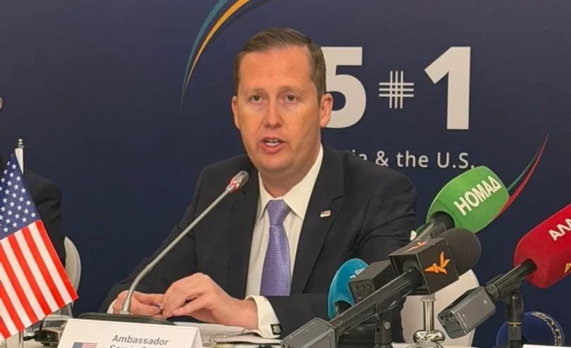 Спецпосланник США прокомментировал ужесточение виз для граждан Кыргызстана