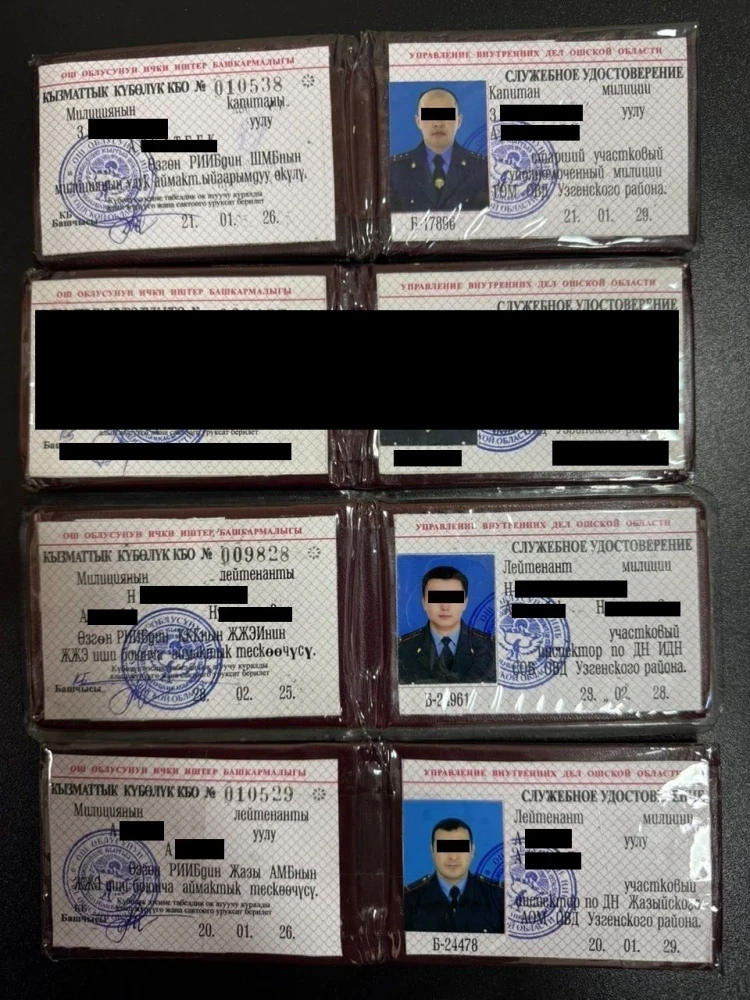 Склоняли несовершеннолетнюю к интимным действиям. Задержаны милиционеры