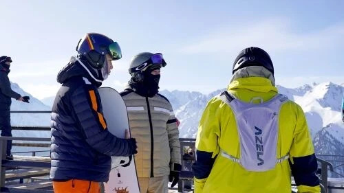 Садыр Жапаров представил туристический потенциал Иссык-Куля основателю Binance