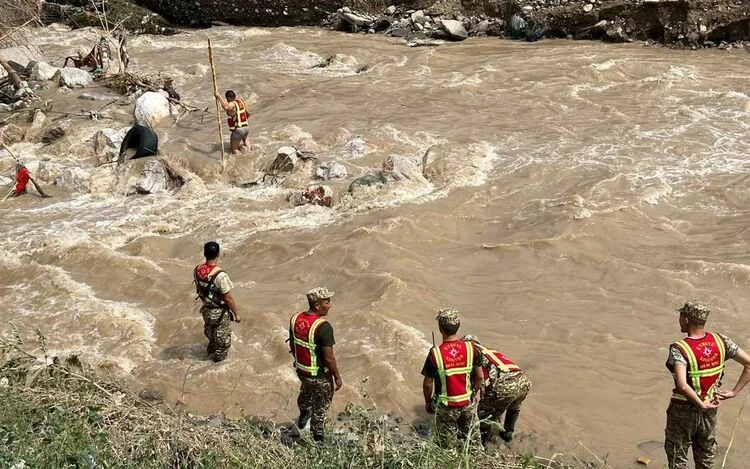 МЧС: 2,5 тысячи семей получили участки, но не переселились из зон риска