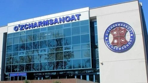 Мирзиёев уволил главу ассоциации «Узчармсаноат» за слабую поддержку местных производителей