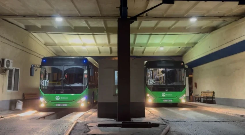 В Бишкеке из-за неисправности сняли с линии несколько автобусов