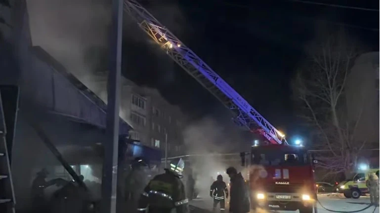 В Казахстане при взрыве газа в кафе погибли семь человек