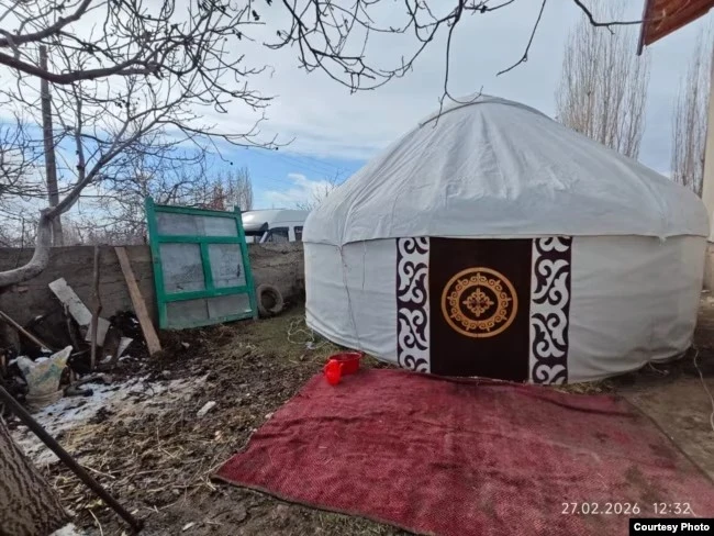 Эрнис Жээнтаев вышел из СИЗО на похороны матери по спецразрешению