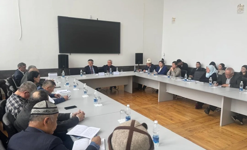 В Бишкеке состоялся круглый стол «100 лет Кыргызской АССР: опыт и перспективы»