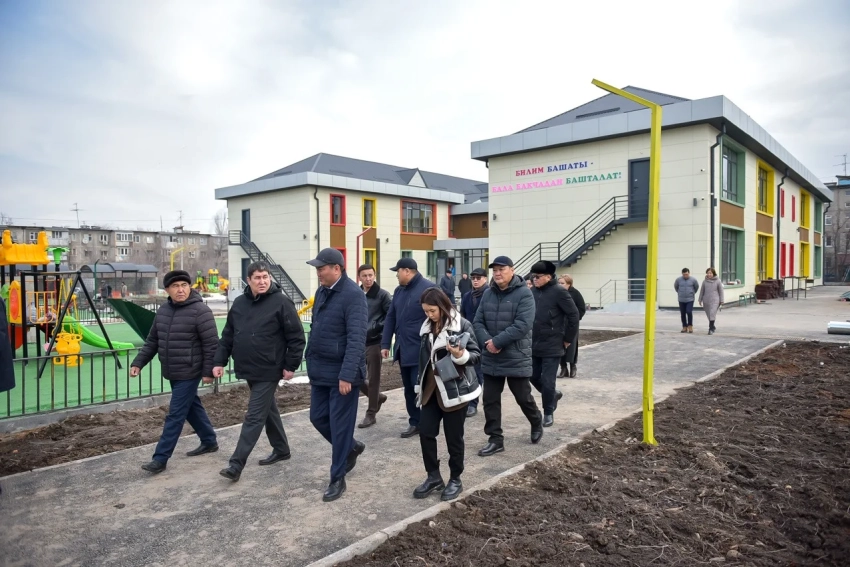 Строительство детсада и нового корпуса школы проверили в Бишкеке