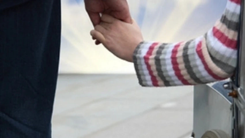 Кыргызстан упрощает систему выплат и страхования для персональных ассистентов