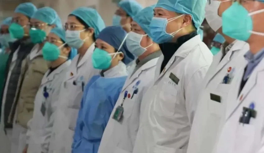 Глава Минздрава Кыргызстана призвал врачей вернуться на родину