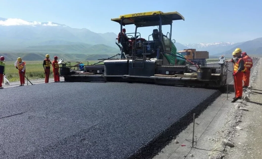 Минтранс планирует в 2026 году заасфальтировать 457 км дорог