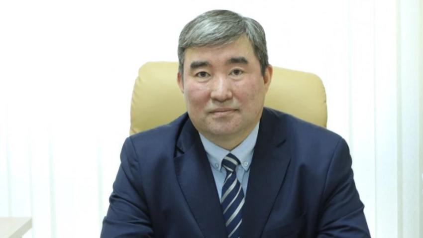 Садыр Жапаров назначил Эрмека Омуралиева послом в Италии и ряде организаций ООН