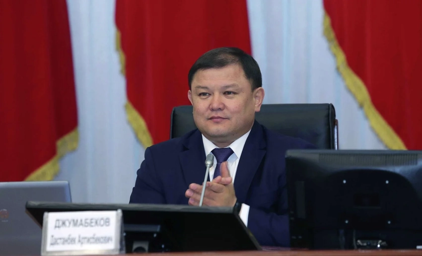 Дастан Джумабеков возглавил депутатскую группу «Ата-Журт»