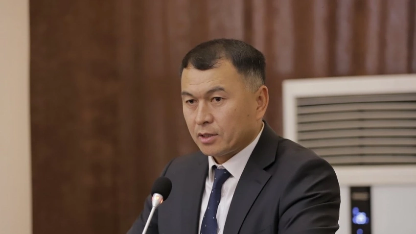 В ошской мэрии третий вице-мэр за сутки подал в отставку