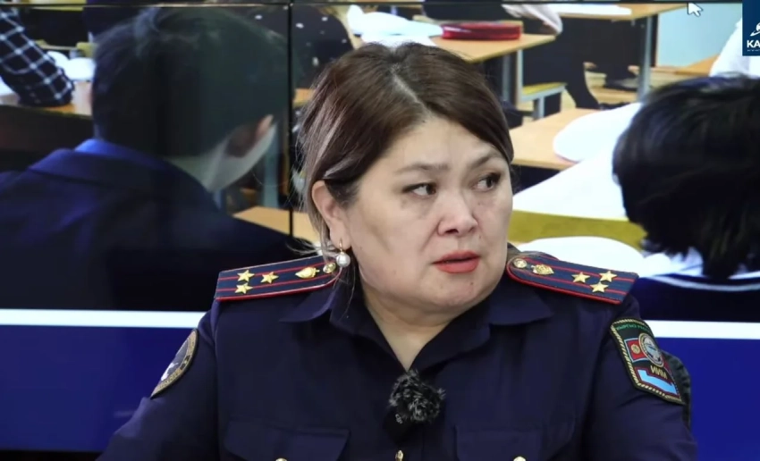 МВД опровергло информацию, что родители школьника, избившего учителя, служат в милиции