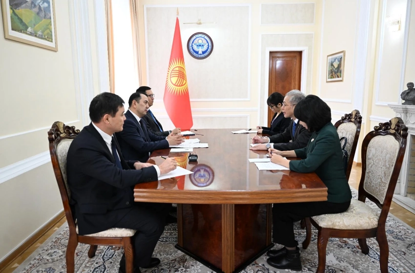 Торага ЖК и посол Японии обсудили вопросы расширения межпарламентских отношений