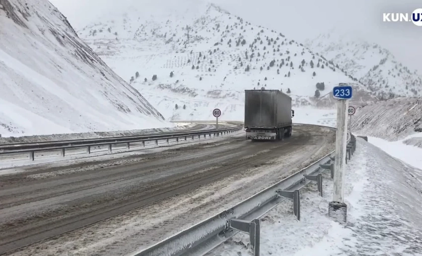 На перевалах Кыргызстана движение открыто