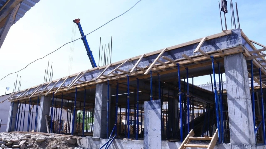 НЭСК введет в эксплуатацию 10 новых административных зданий до конца года