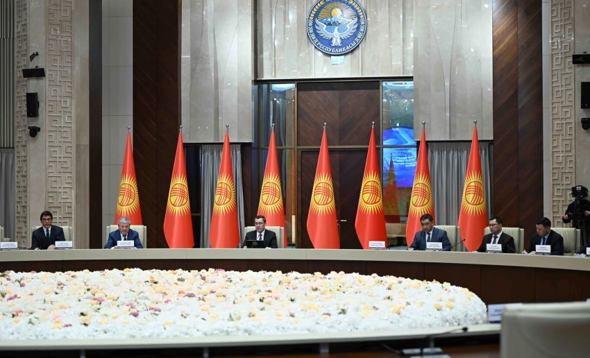 Работайте честно и будьте ближе к людям – обращение президента к чиновникам