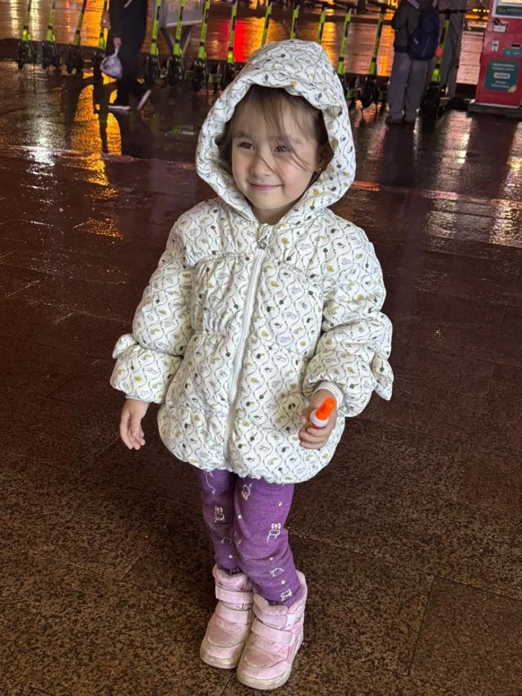 Семья маленькой Мии собирает на операцию. В Кыргызстане нет необходимого оборудования