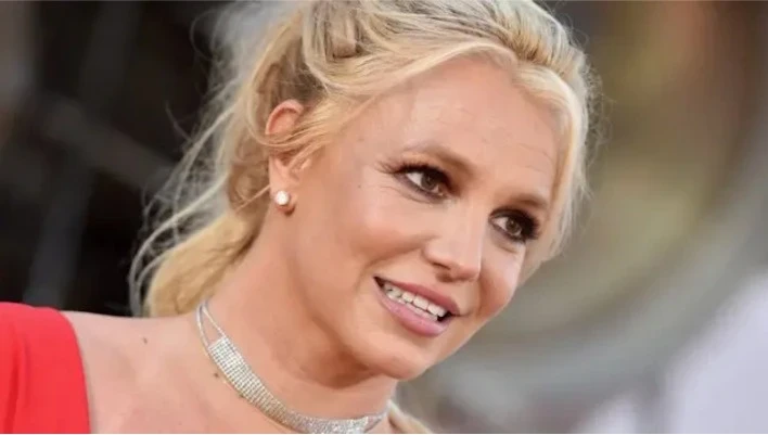 Бритни Спирс задержали по подозрению в вождении в нетрезвом виде