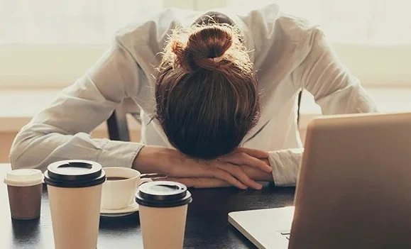 После работы — вторая смена. Реальность современных женщин Кыргызстана