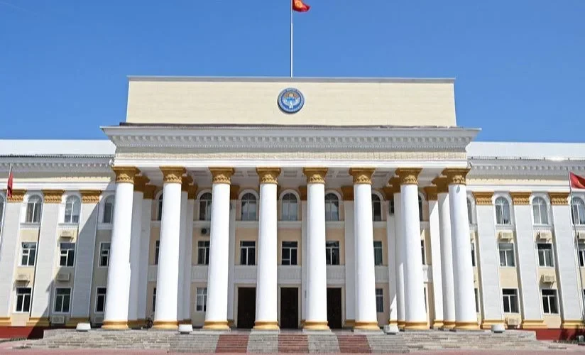 В Кыргызстан из стран Ближнего Востока эвакуировали 592 гражданина