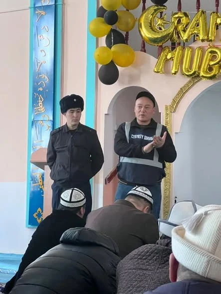 В мечетях Сулюкты заговорили о киберпреступниках и интернет-аферистах
