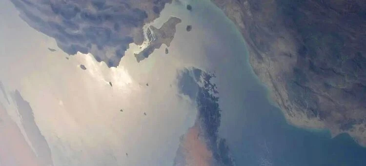 Ближний Восток: в ловушке у Ормузского пролива оказались более 20 тысяч моряков