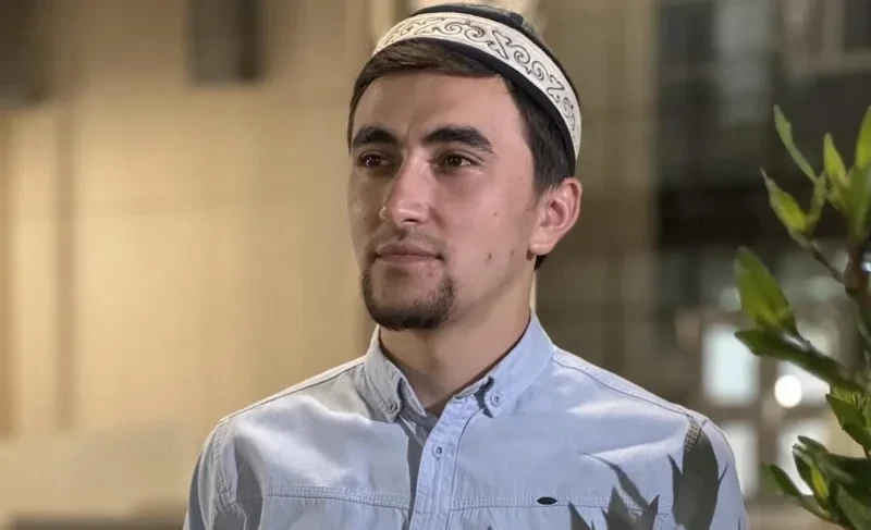 Конкурс чтецов Корана. Кыргызстанец Мухамадали Умаров вновь стал чемпионом мира