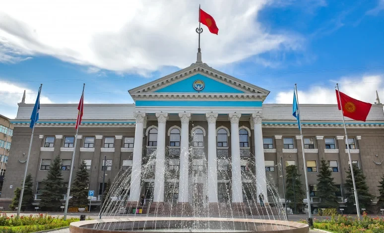 В мэрии Бишкека усилят персональную ответственность за антикоррупционную работу