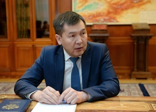 Бывший глава ГКНБ заявил о «победе над паспортной мафией»