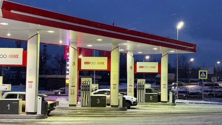 С 1 апреля Россия может ввести полный запрет на экспорт бензина, - СМИ