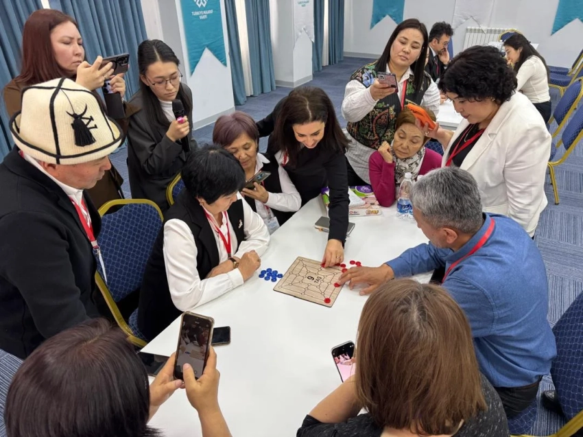 В Бишкеке учителей обучат национальным тюркским играм