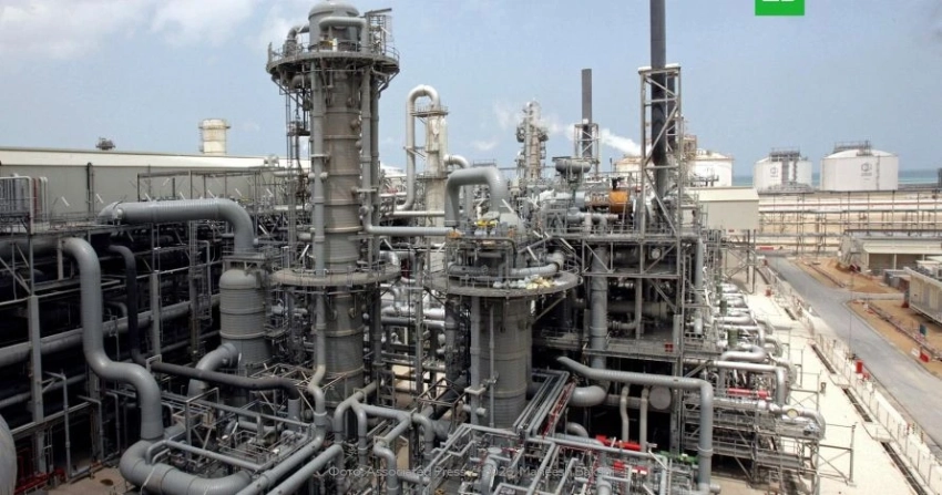 Катар заявил о приостановке производства СПГ из-за атак на свои объекты