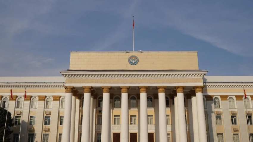 МИД ведет переговоры об эвакуации кыргызстанцев из стран Ближнего Востока