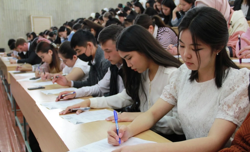 В ЖК одобрили скидку в 50% на обучение детям матерей, награжденных орденом «Баатыр эне»