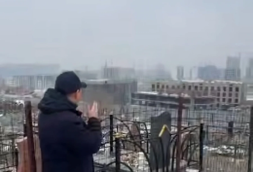 Элитный жилой комплекс строят рядом с кладбищем в селе Орто-Сай