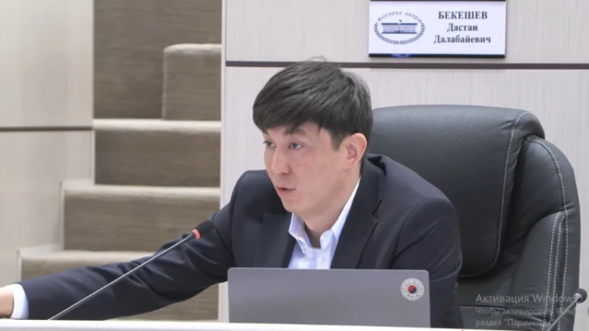 Эрулан Кокулов о выписанном ему протоколе ПДД: «Гоняетесь за хайпом, выставляя депутата на посмешище»