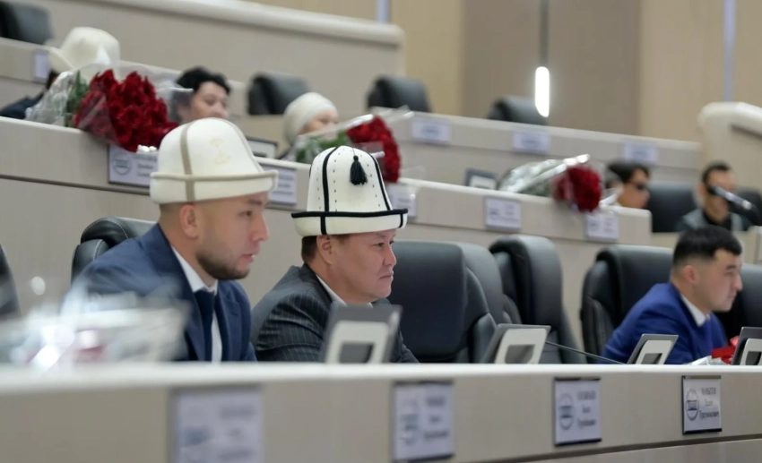 ЖК принял законопроект об изменении статуса пунктов пропуска с Казахстаном