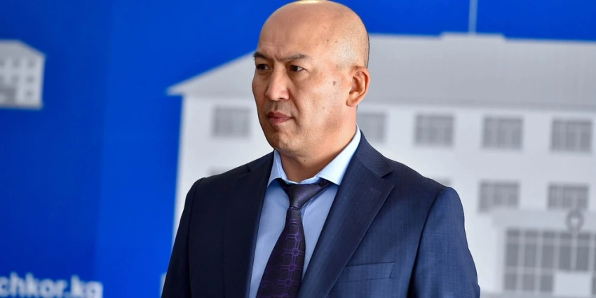 В Токмоке сменился мэр. Вместо Алтынбека Эргешова назначен Кутпидин Шакиров