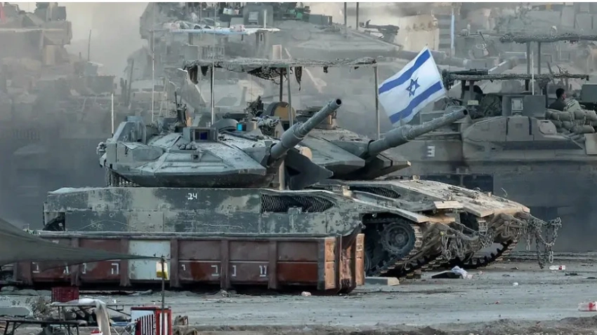 Израиль начал волну авиаударов по инфраструктуре в Тегеране и Исфахане