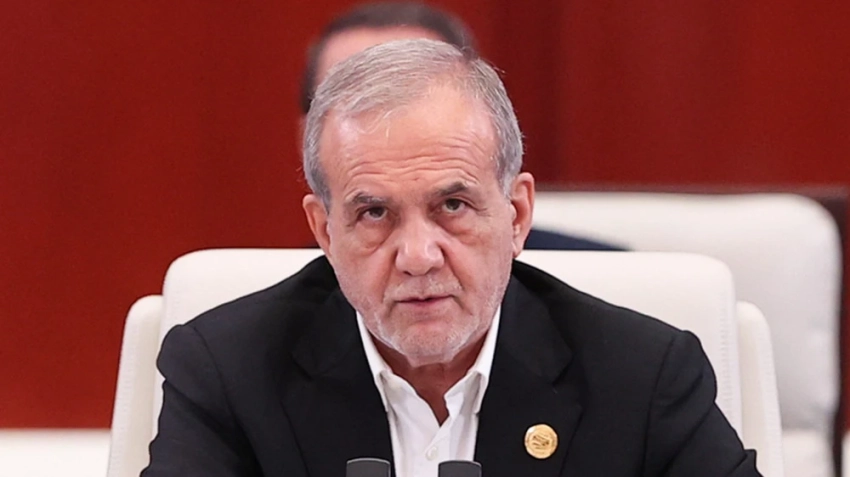 Иран не отдаст ни пяди своей территории, - Пезешкиан