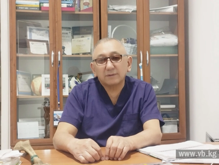 Боли в спине и коленях. Ортопед Советбек Казаков назвал главные причины